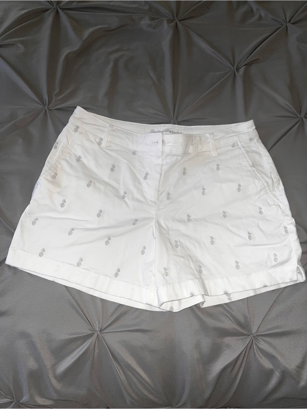 Tommy Bahama White Women's Pineapple Embroidered Shorts